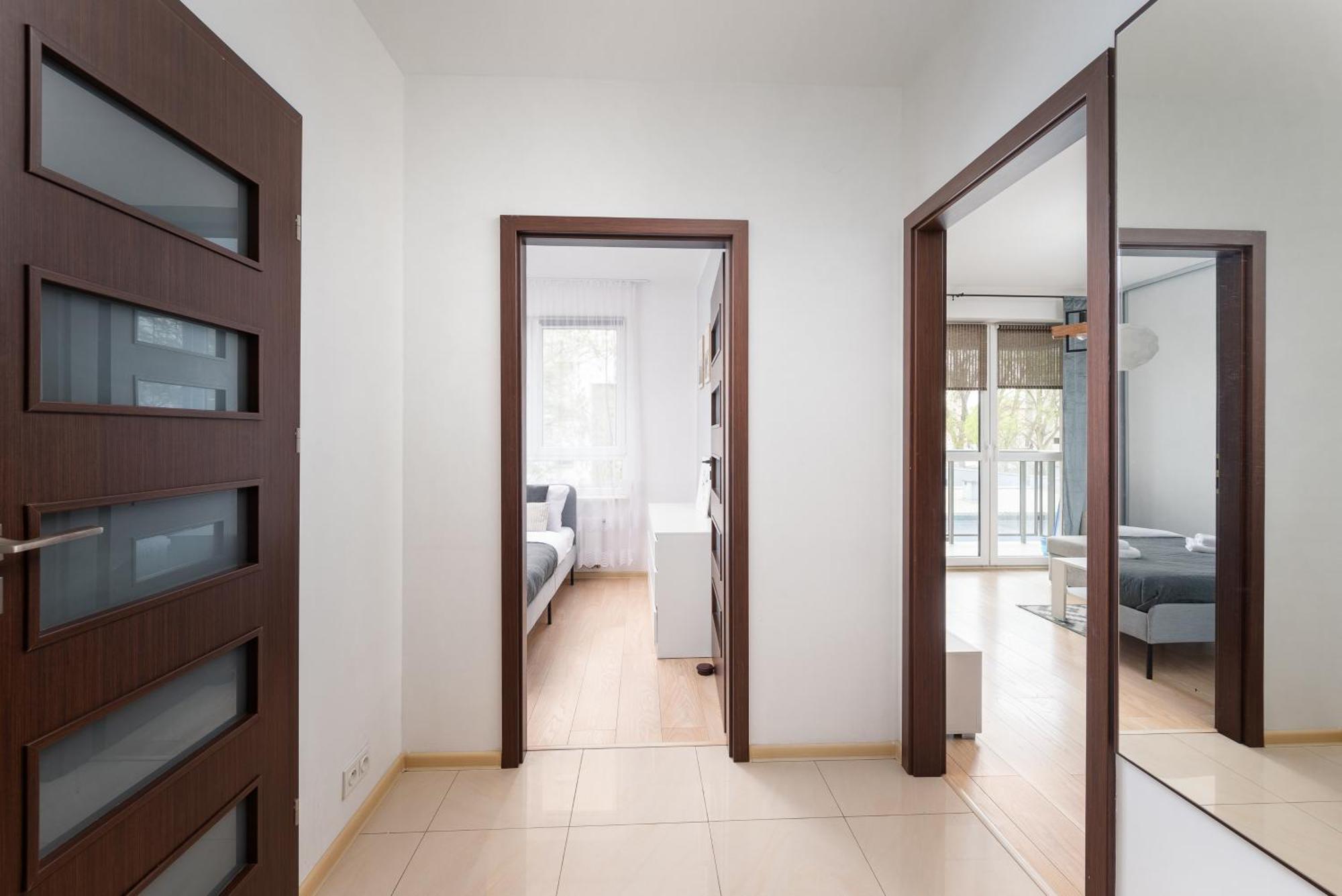 Aleja Krakowska Comfy Apartment ワルシャワ エクステリア 写真