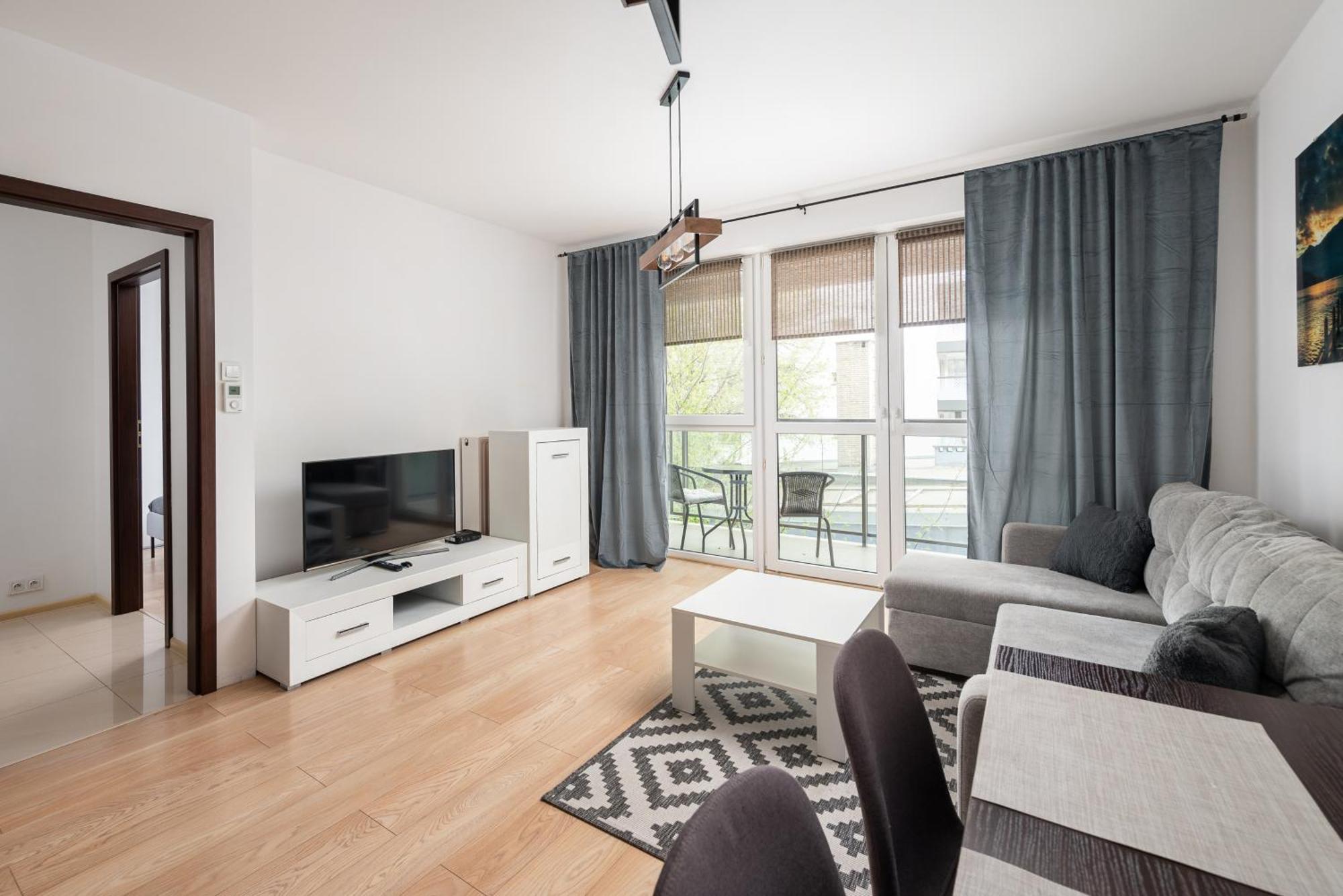 Aleja Krakowska Comfy Apartment ワルシャワ エクステリア 写真